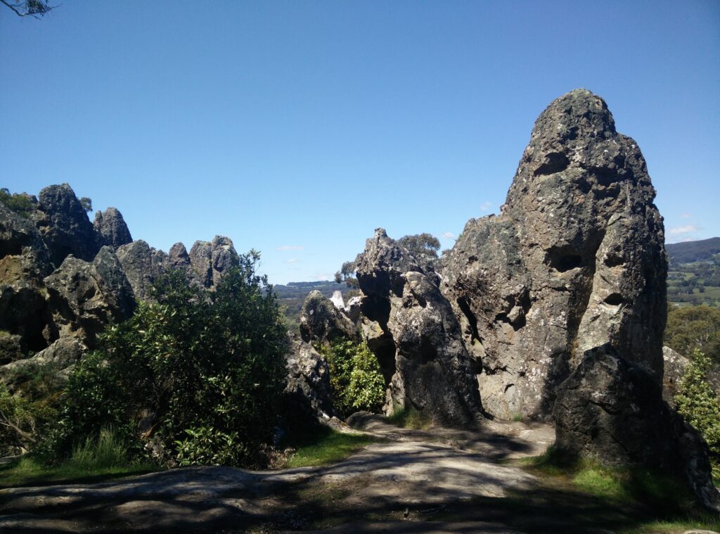 Rock formations of the Hanging Rock Summit